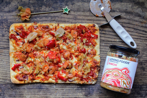 Roasted Red Pepper & Kimchi Flatbread Pizza – Loving Foods